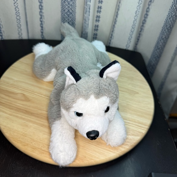FAO Schwarz Husky or Wolf Dog plush - Picture 2 of 15